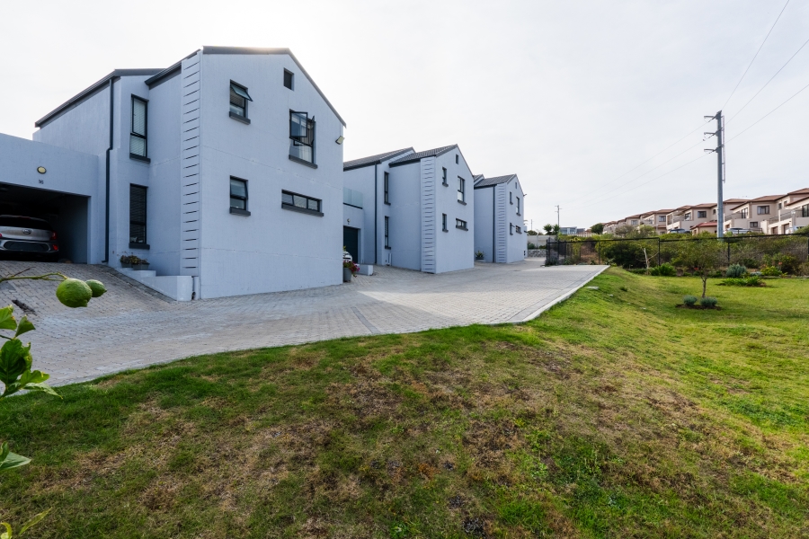 2 Bedroom Property for Sale in Island View Western Cape